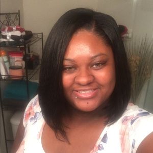 Meet your Posher, Briana